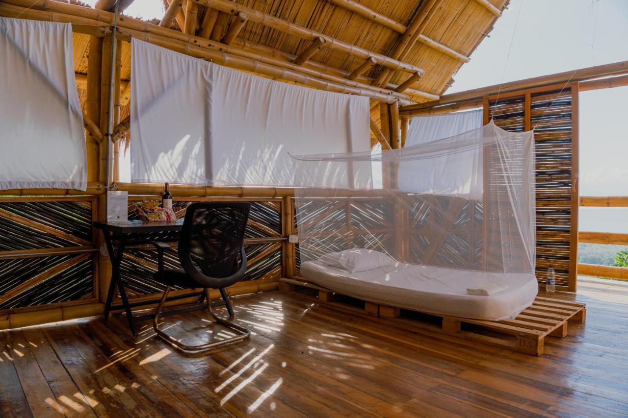 Niuwi Hostel Буритака Экстерьер фото